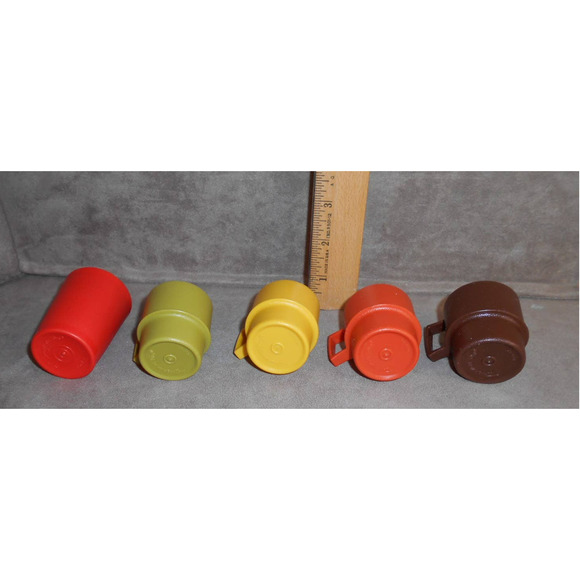 Tupperware Toys TupperToys Mini Serve-It Cup, Mugs & Bowls Pretend Kitchen - Picture 8 of 10